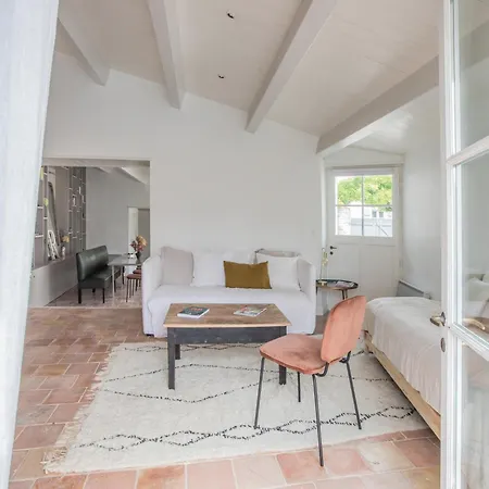 Holiday home Ile De Re - 9 Personnes - A Pieds - Piscine *